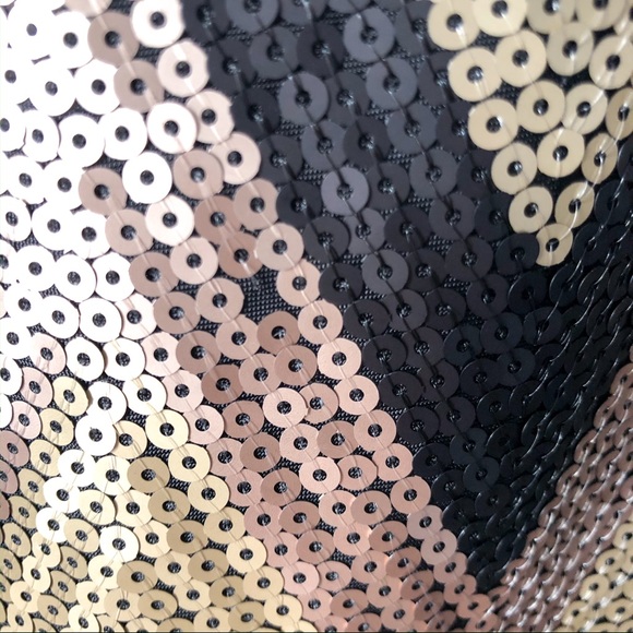 Sequins Golden Sleeveless Bodycon Cocktail Dress - Picture 8 of 8
